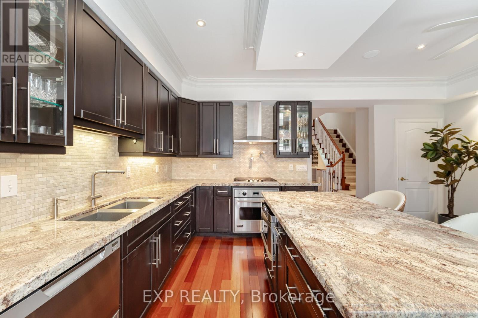 2 - 346 Park Lawn Road, Toronto (Stonegate-Queensway), Ontario  M8Y 3K4 - Photo 17 - W9297128