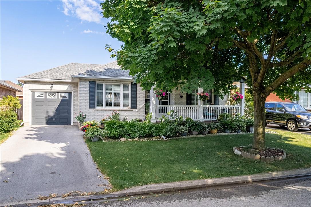 13 Marks Crescent, St. Catharines, Ontario  L2S 3X8 - Photo 1 - H4205506