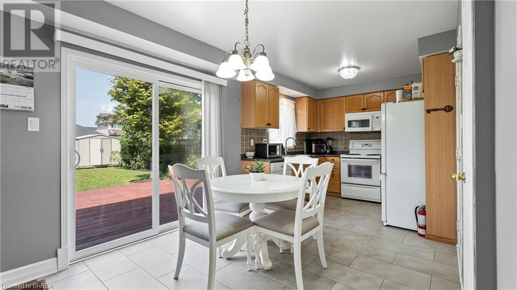 124 Osborn Avenue, Brantford, Ontario  N3T 6S1 - Photo 13 - 40639221