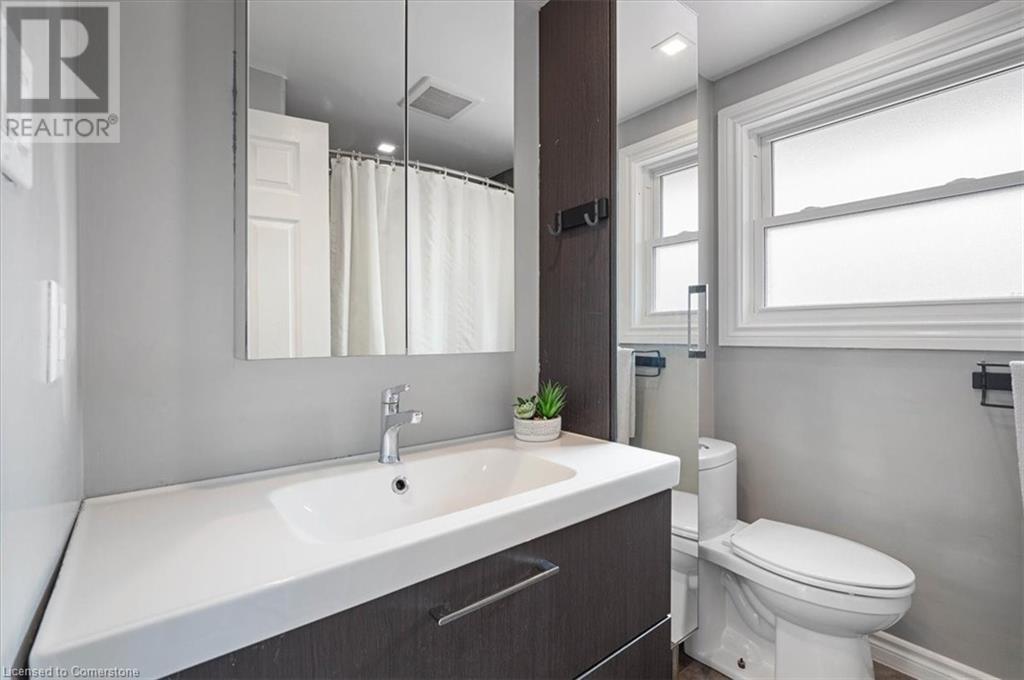 63 Cartier Drive, Kitchener, Ontario  N2E 1E3 - Photo 16 - 40641143