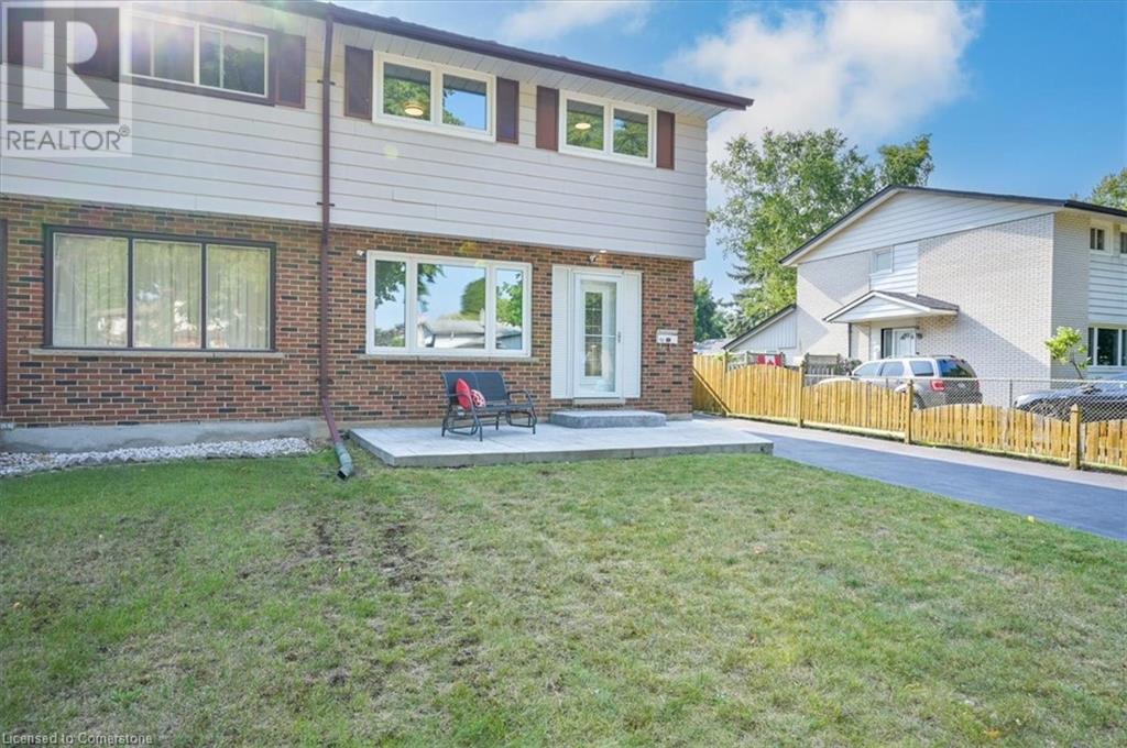 63 Cartier Drive, Kitchener, Ontario  N2E 1E3 - Photo 2 - 40641143