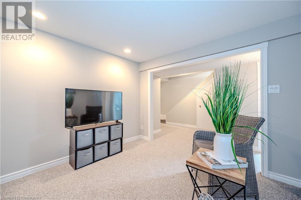 527 Drummerhill Crescent, Waterloo, Ontario  N2T 1G3 - Photo 34 - 40640750