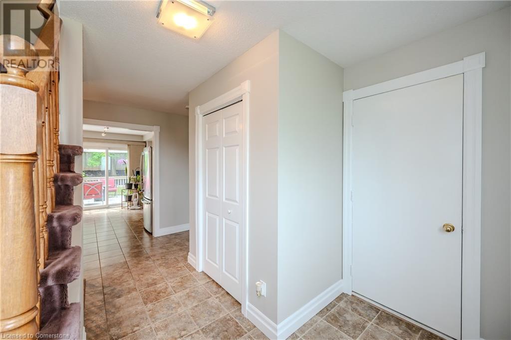 527 Drummerhill Crescent, Waterloo, Ontario  N2T 1G3 - Photo 8 - 40640750