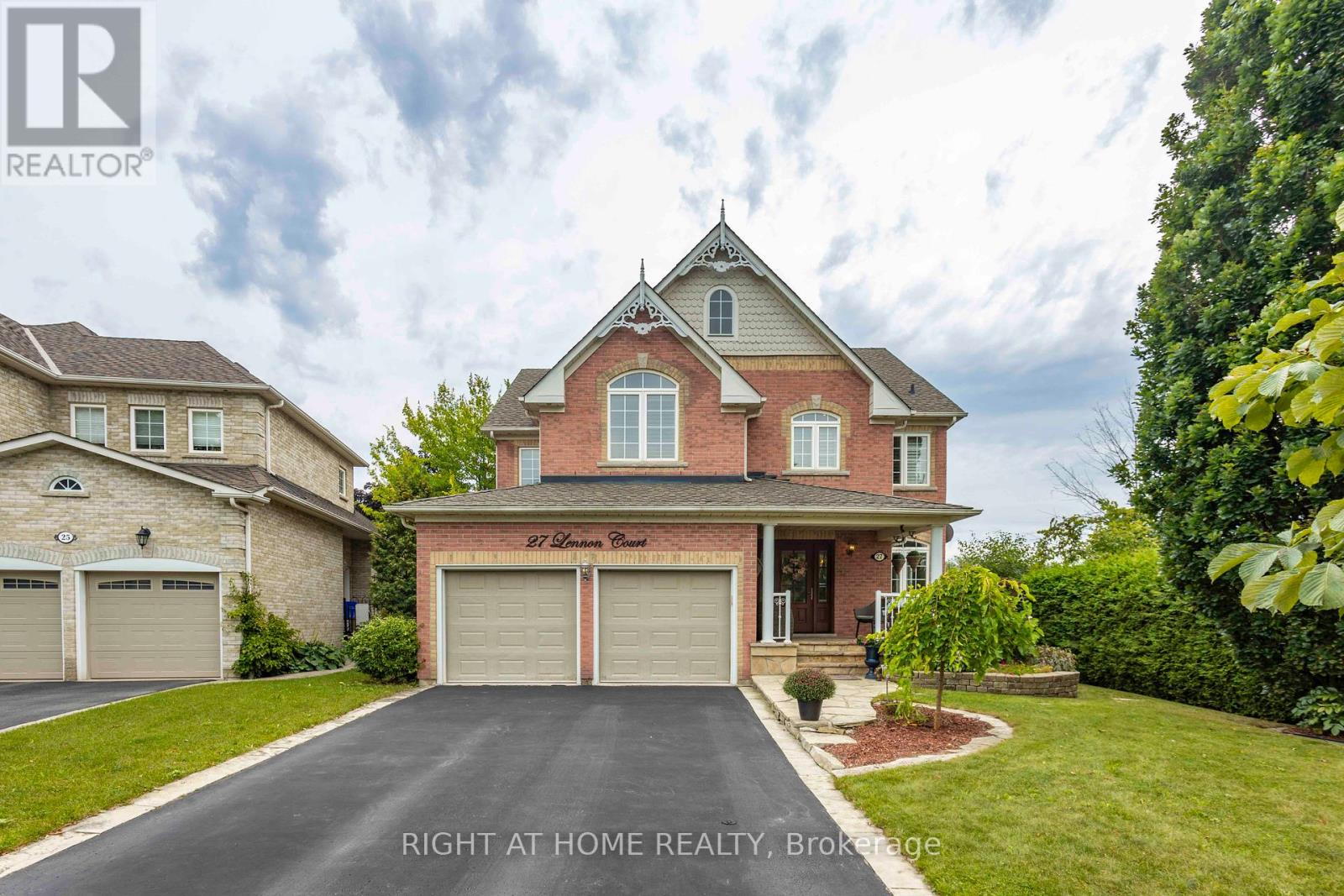 27 LENNON COURT, whitby (lynde creek), Ontario