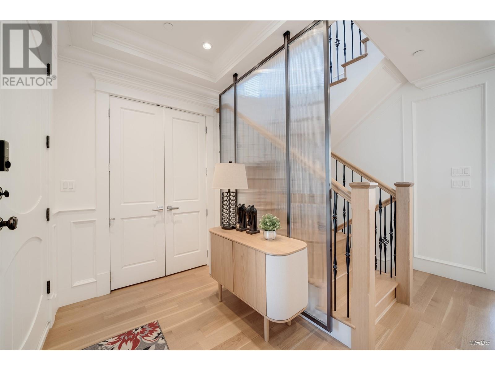 Property at 4474 W 15TH AVENUE image 3