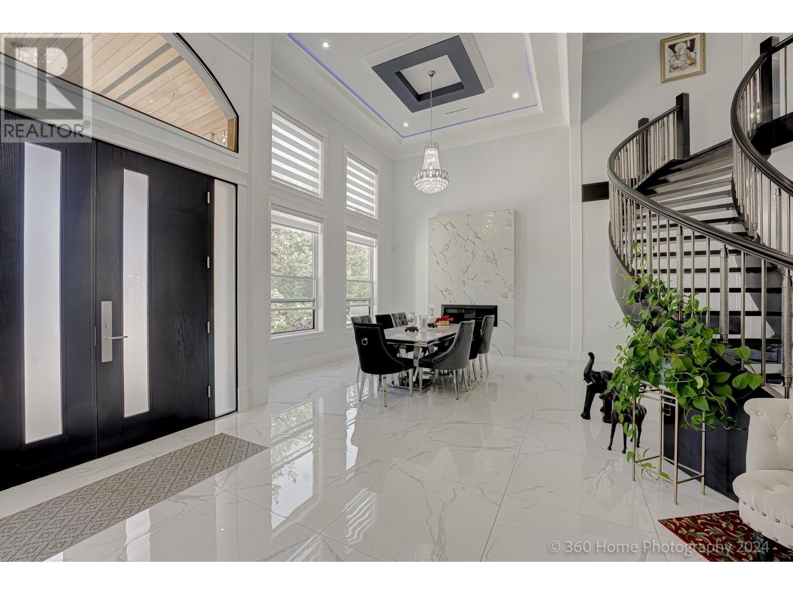 Listing Picture 4 of 40 : 10211 NO. 6 ROAD, Richmond / 烈治文 - 魯藝地產 Yvonne Lu Group - MLS Medallion Club Member