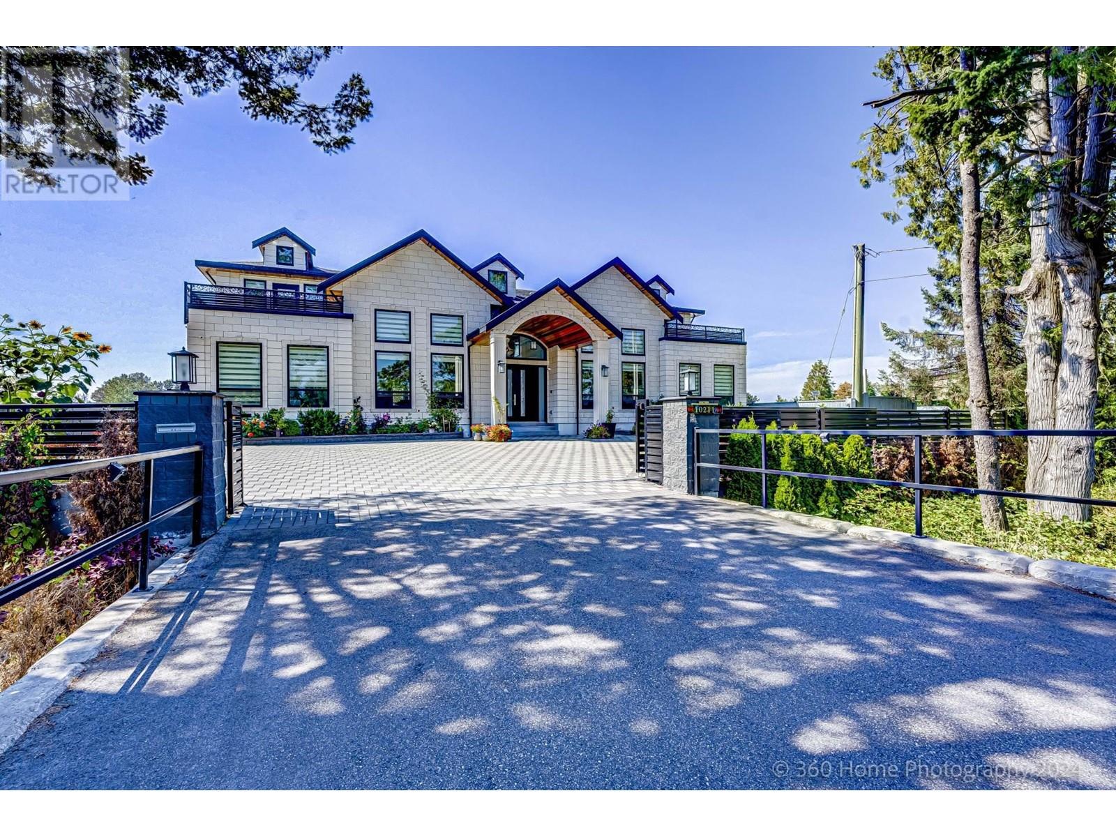 Listing Picture 2 of 40 : 10211 NO. 6 ROAD, Richmond / 烈治文 - 魯藝地產 Yvonne Lu Group - MLS Medallion Club Member