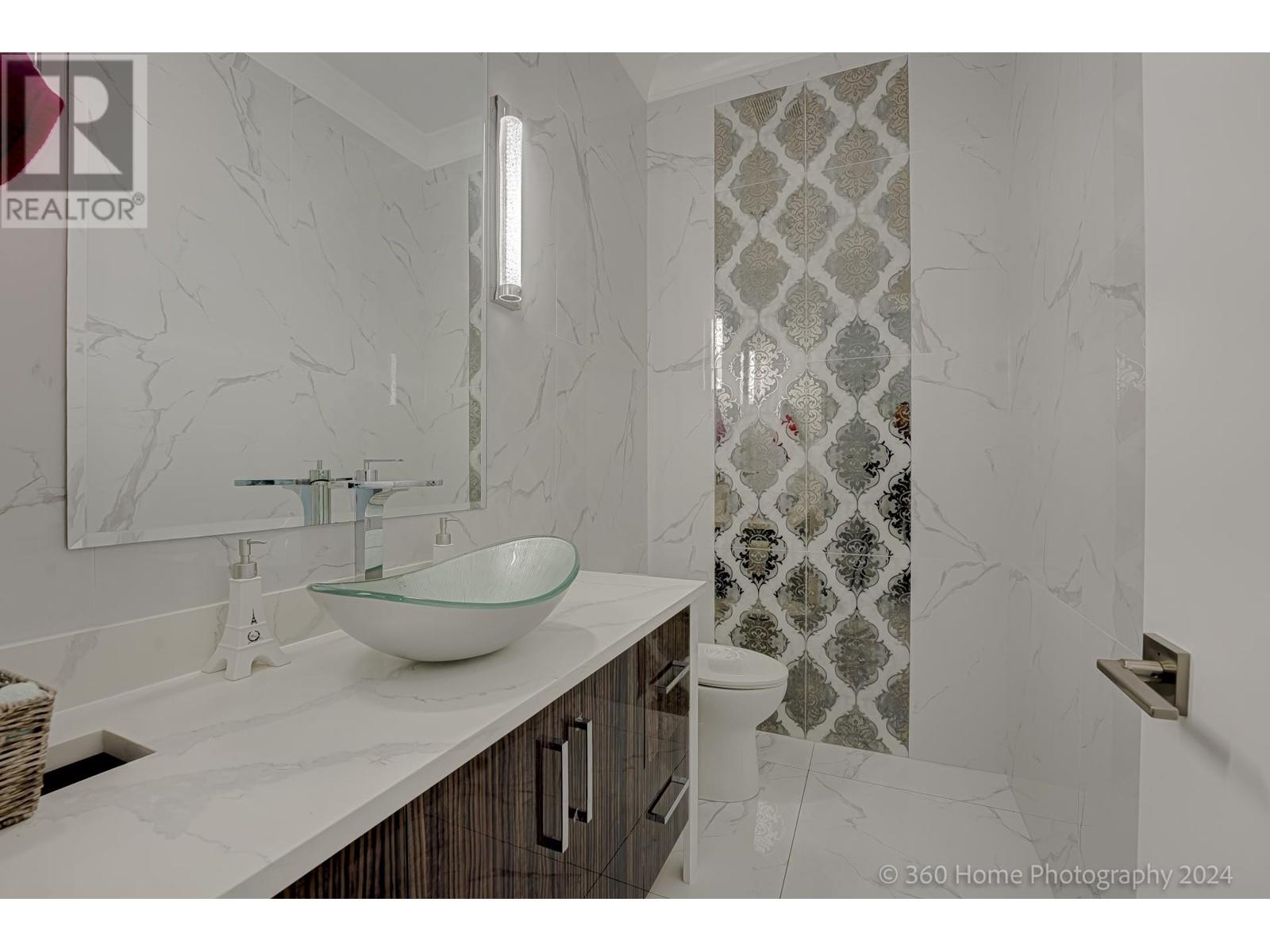 Listing Picture 9 of 40 : 10211 NO. 6 ROAD, Richmond / 烈治文 - 魯藝地產 Yvonne Lu Group - MLS Medallion Club Member