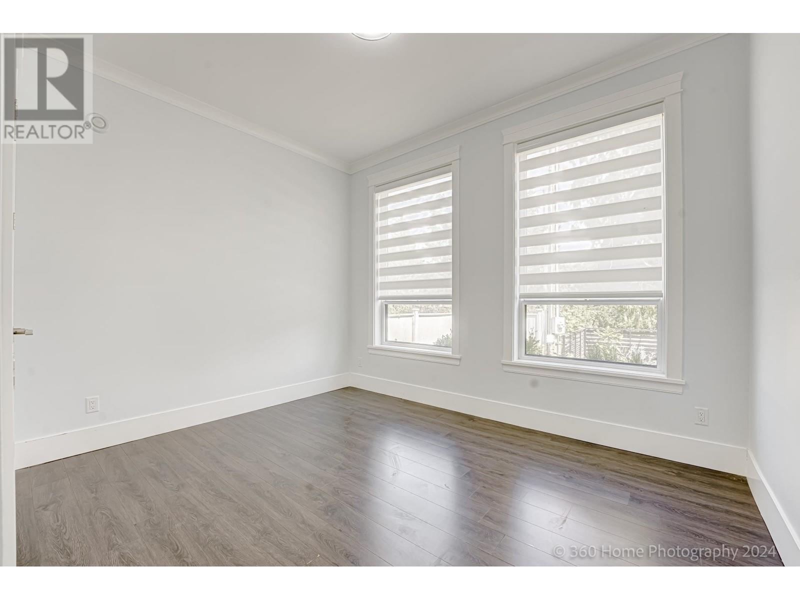 Listing Picture 31 of 40 : 10211 NO. 6 ROAD, Richmond / 烈治文 - 魯藝地產 Yvonne Lu Group - MLS Medallion Club Member