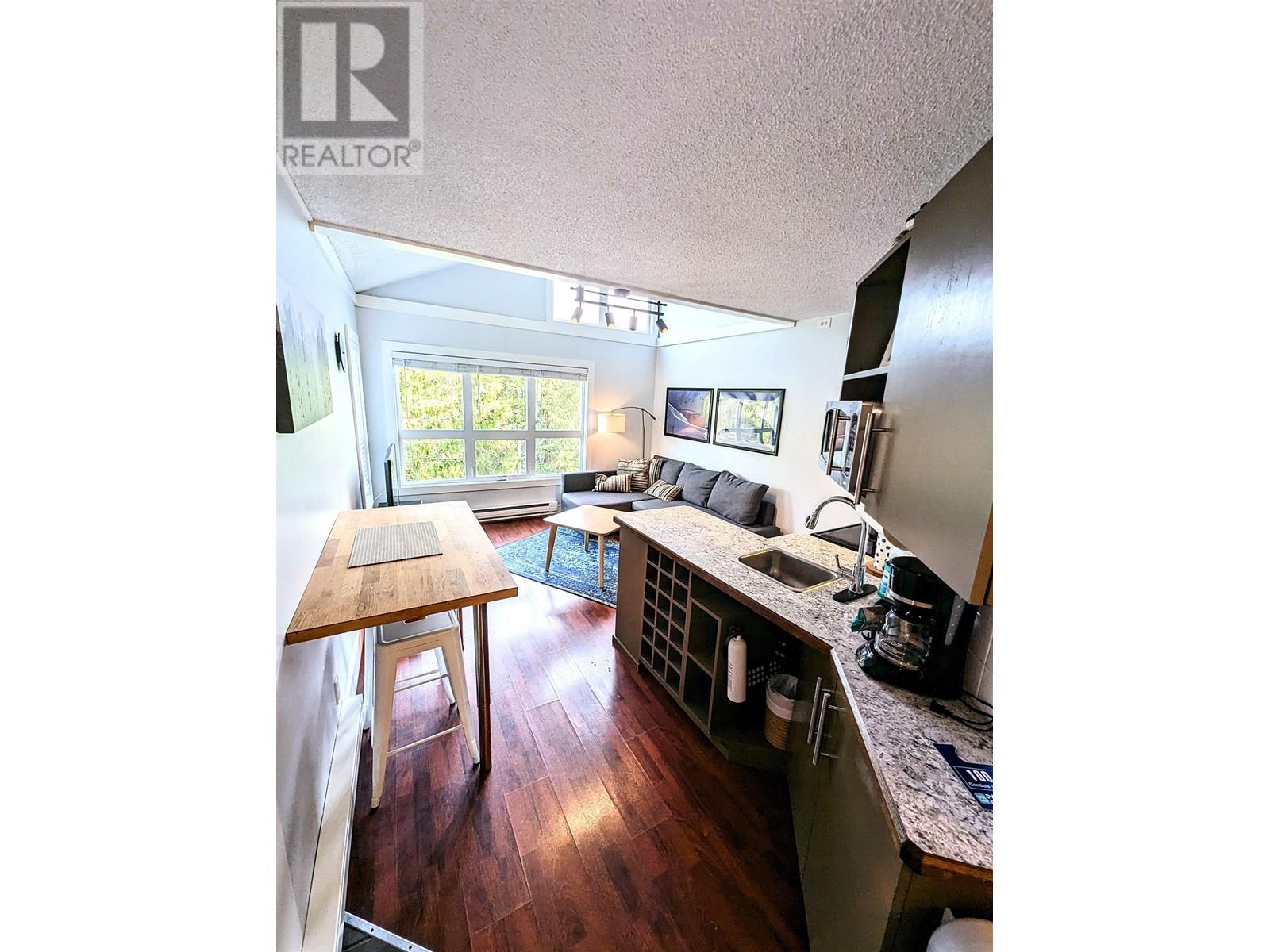 2 2150 Sarajevo Drive, Whistler, British Columbia  V8E 0B5 - Photo 3 - R2920420