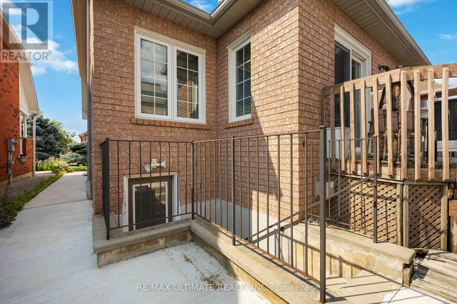 6117 Maple Gate Circle, Mississauga (Lisgar), Ontario  L5N 7B1 - Photo 5 - W9297399