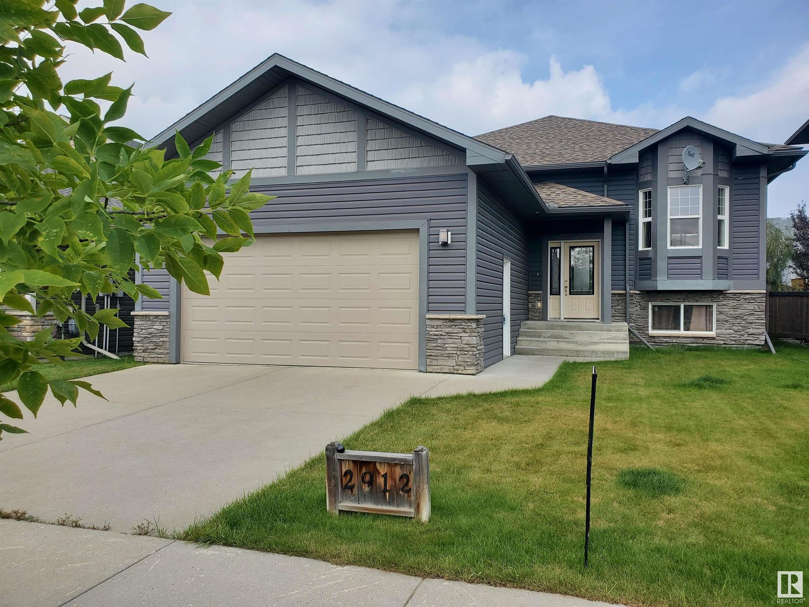 2912 GOLDENROD GA, Cold Lake, Alberta