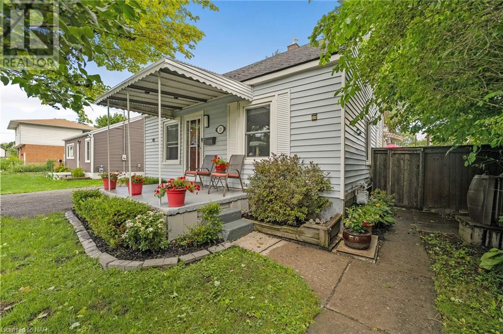 23 Mary Street, Fort Erie, Ontario  L2A 4A2 - Photo 3 - 40640960