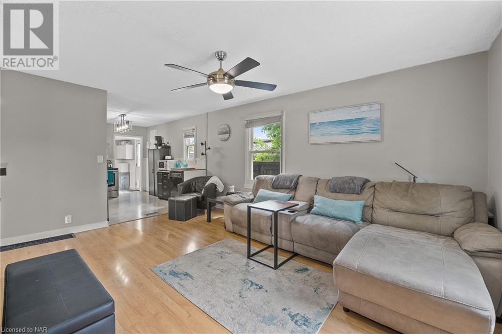 23 Mary Street, Fort Erie, Ontario  L2A 4A2 - Photo 4 - 40640960