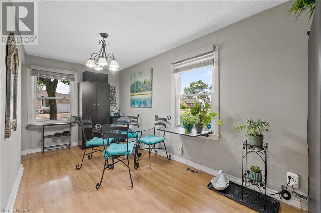 23 Mary Street, Fort Erie, Ontario  L2A 4A2 - Photo 8 - 40640960