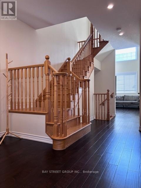 647 Murray Meadows Place, Milton (Clarke), Ontario  L9T 8L7 - Photo 2 - W9297681