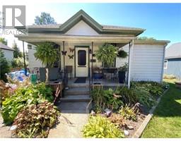 110 WALNUT Street, paris, Ontario