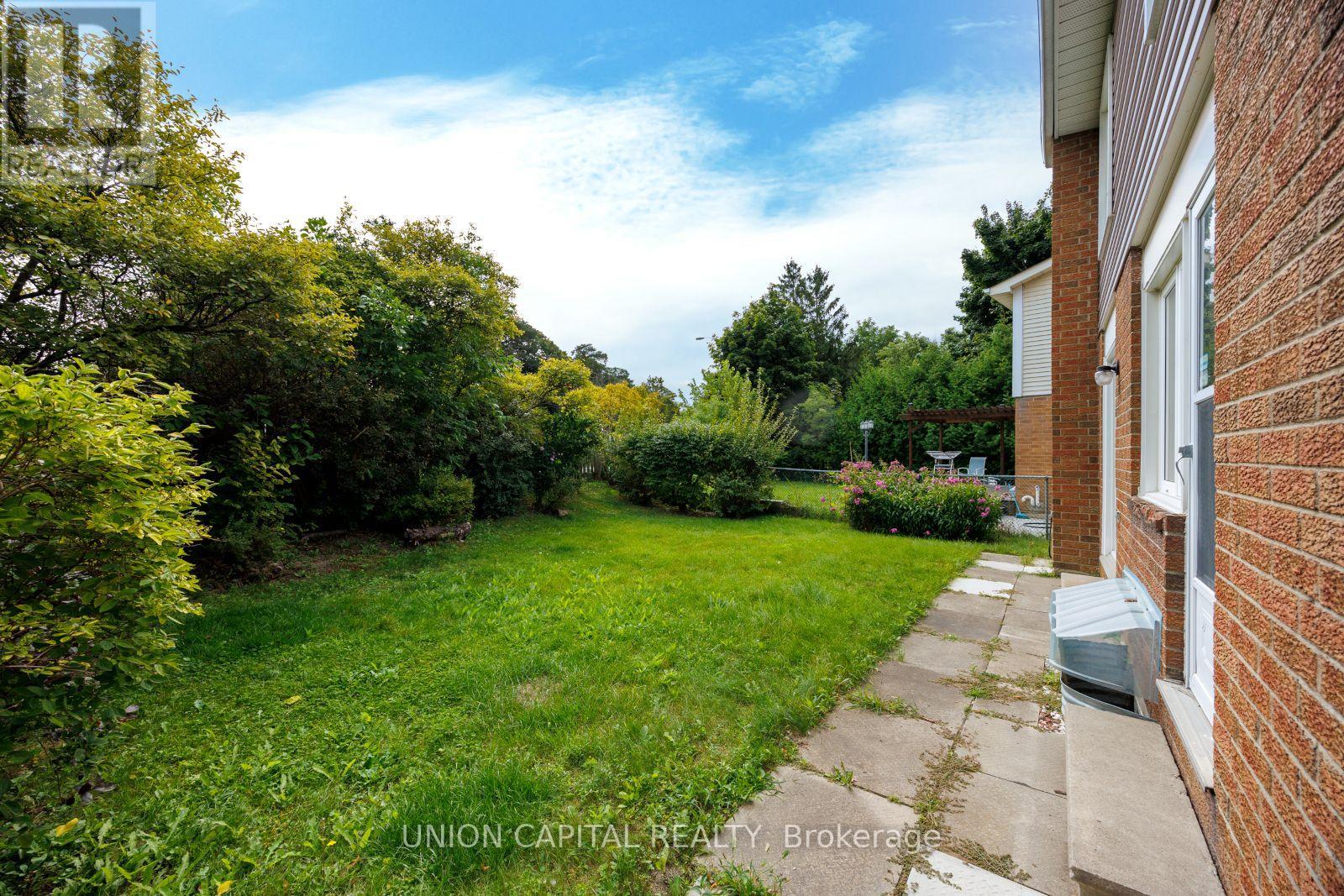 73 Moorehouse Drive, Toronto (Milliken), Ontario  M1V 2E2 - Photo 13 - E9297777