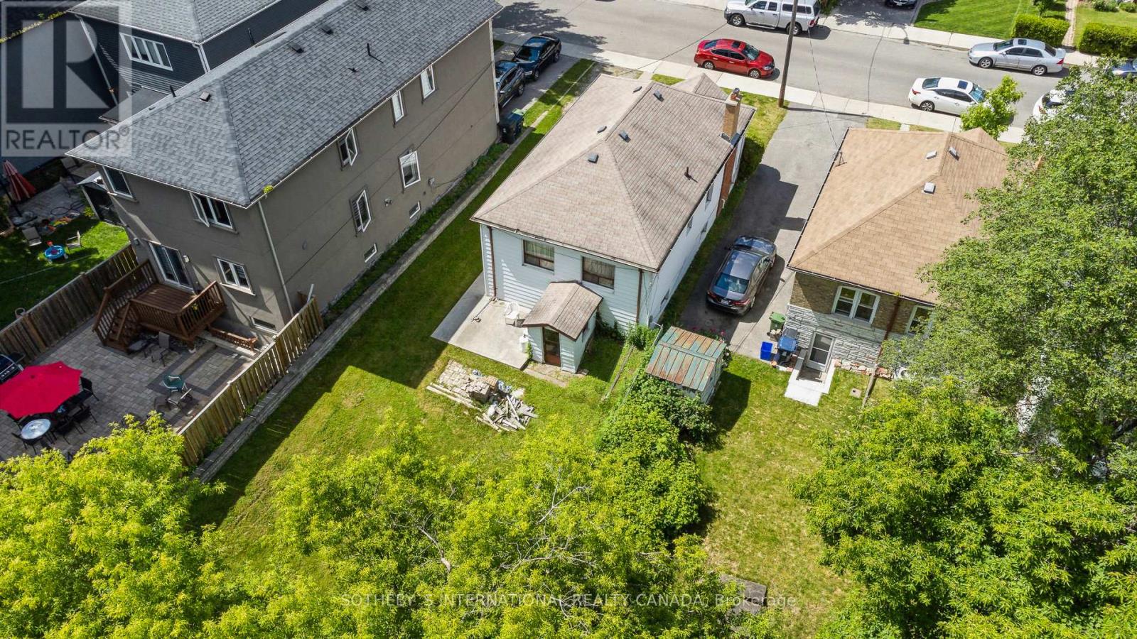 7 Brenton Street, Toronto (Crescent Town), Ontario  M4B 1C7 - Photo 33 - E9297803