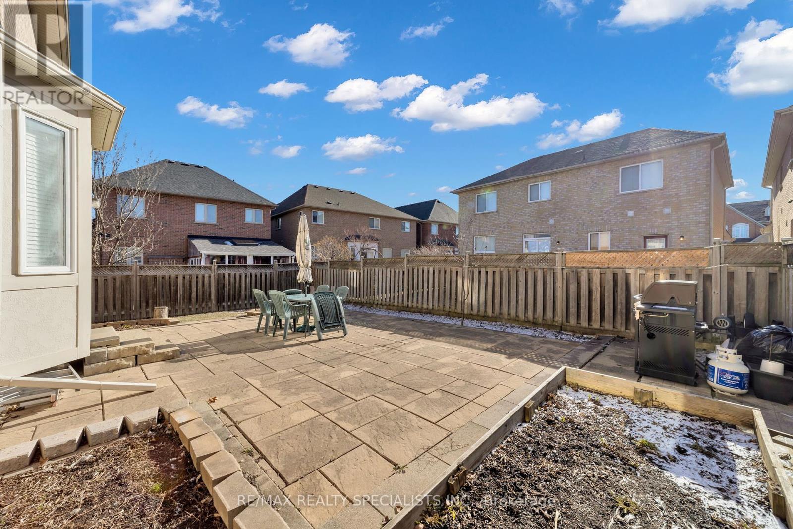 39 Northface Crescent N, Brampton (Sandringham-Wellington), Ontario  L6R 2Y2 - Photo 22 - W9297780