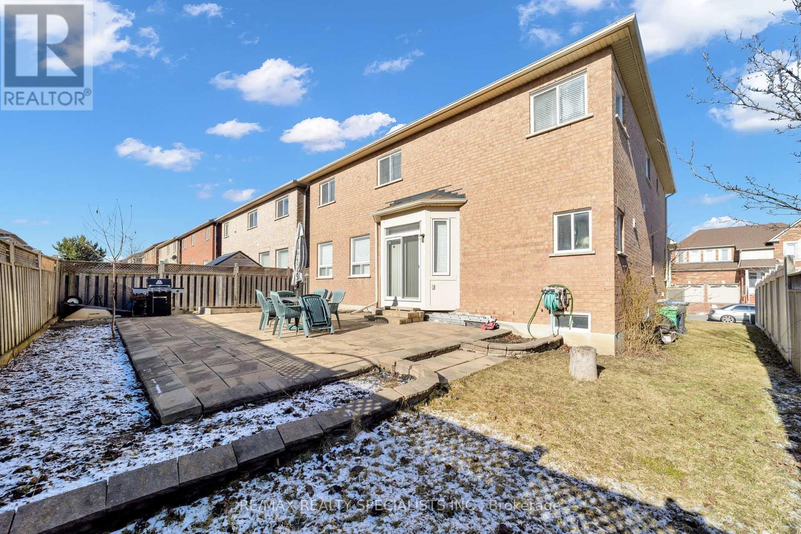 39 Northface Crescent N, Brampton (Sandringham-Wellington), Ontario  L6R 2Y2 - Photo 23 - W9297780