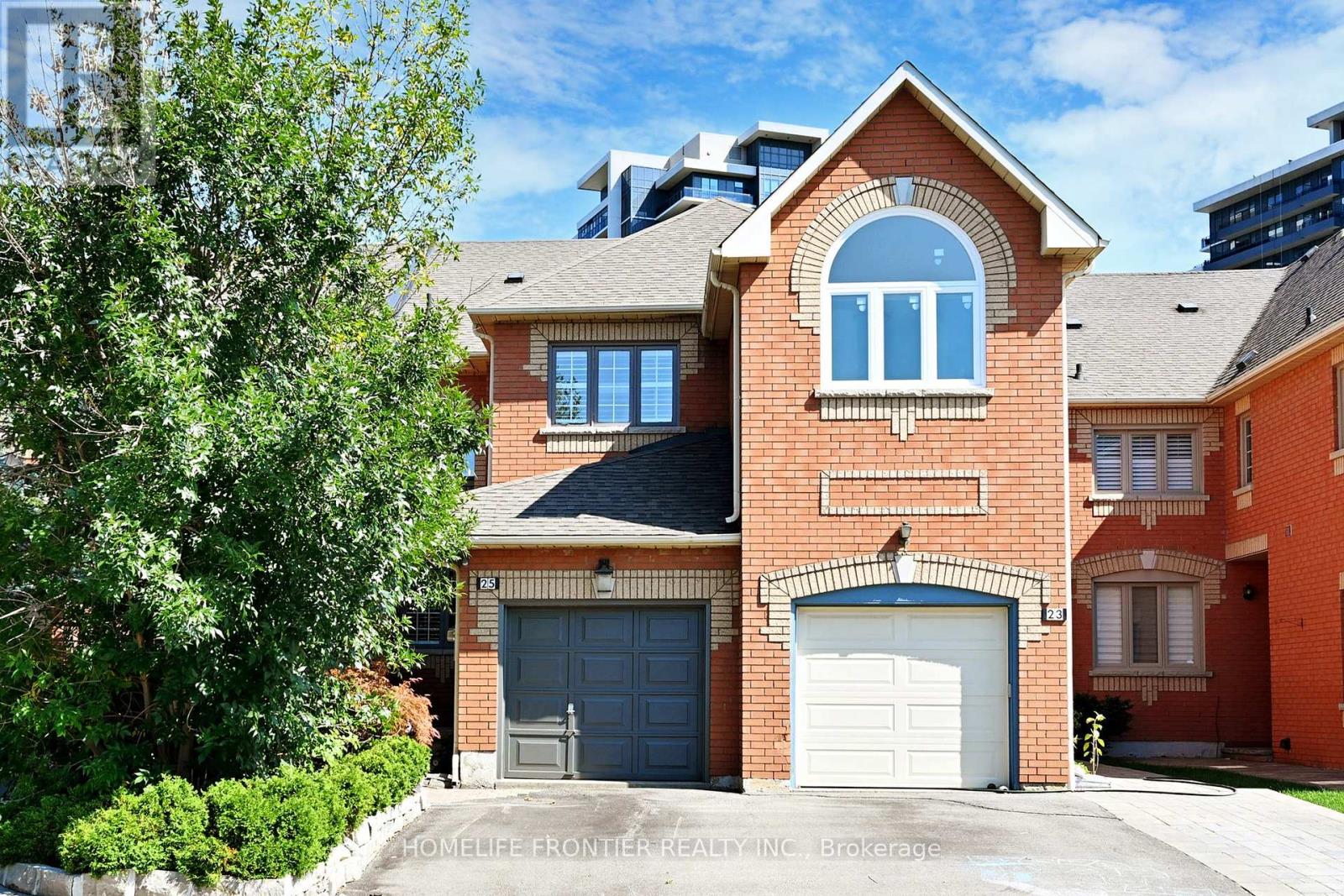 25 KARL COURT, vaughan (beverley glen), Ontario