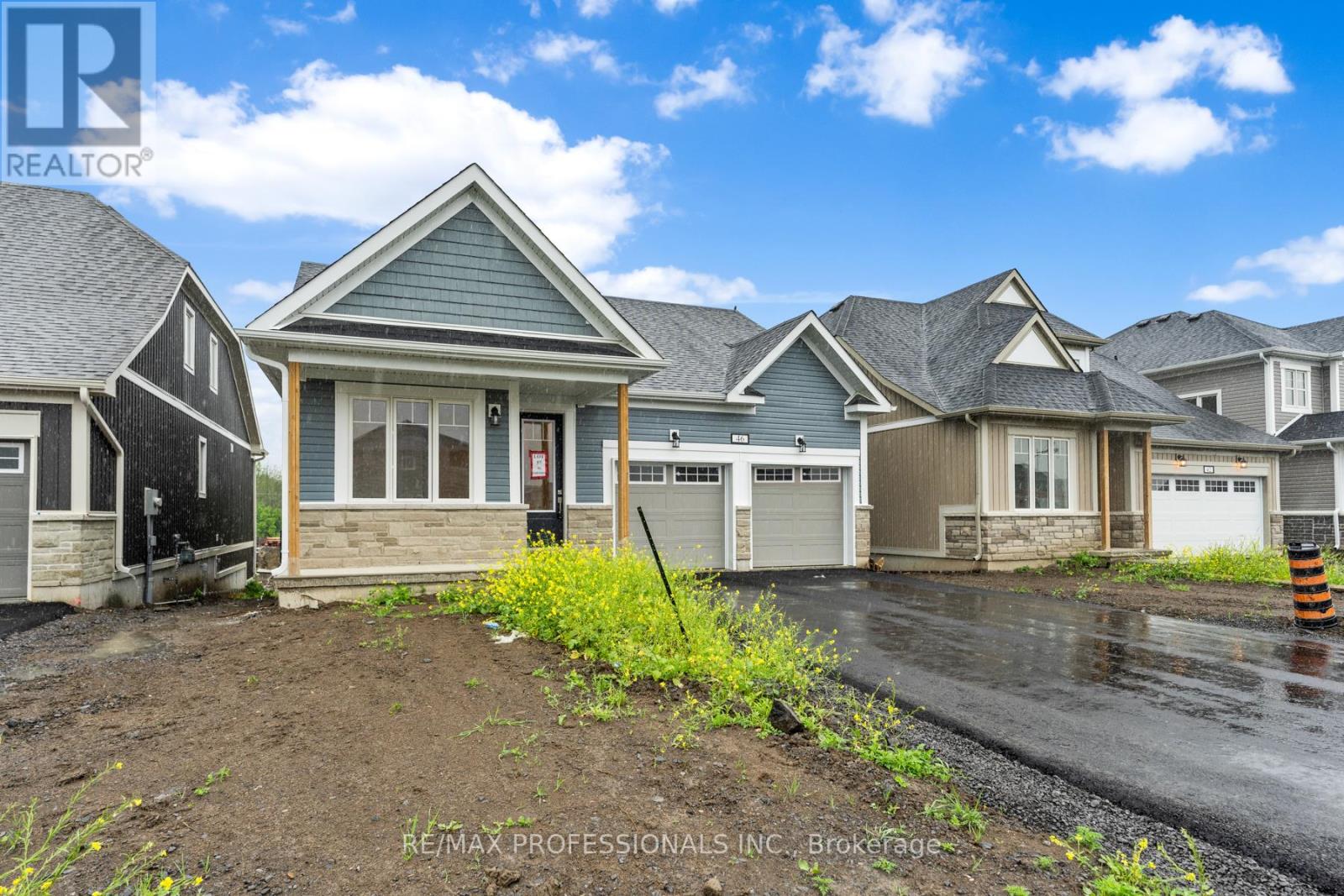 46 Oakmont Drive, Loyalist, Ontario  K0H 1G0 - Photo 2 - X8439858