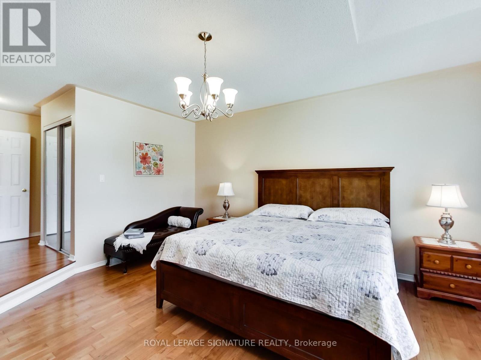 5786 Mersey Street, Mississauga (East Credit), Ontario  L5V 1V8 - Photo 18 - W9298035