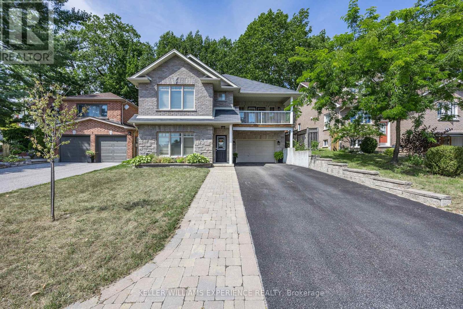 4 MCCARTHY COURT, barrie (letitia heights), Ontario