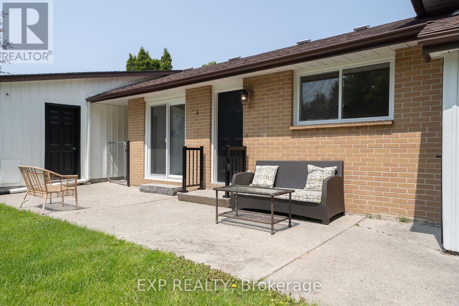 13481 Loyalist Parkway, Prince Edward County (Picton), Ontario  K0K 2T0 - Photo 30 - X9298215