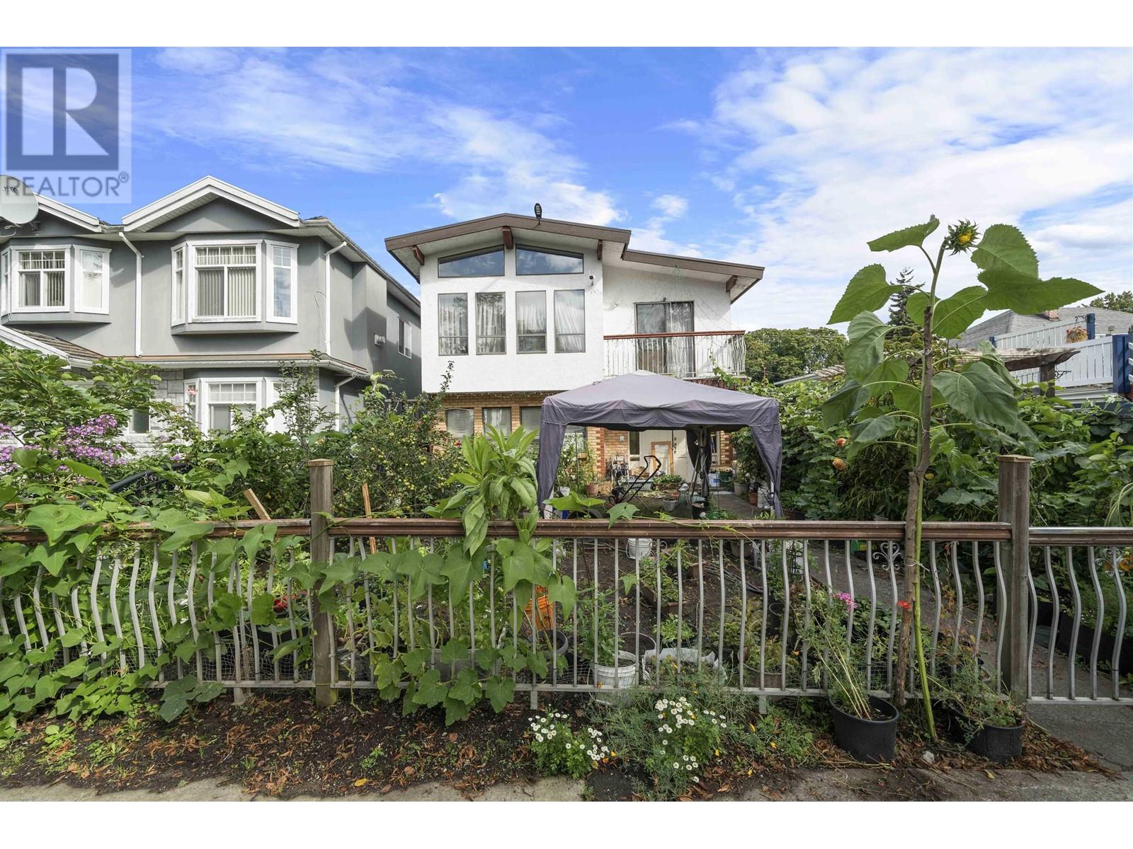 481 E 17th Avenue, Vancouver, British Columbia  V5V 1B2 - Photo 1 - C8062656