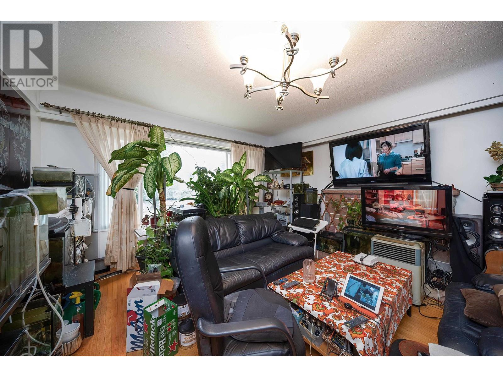 6527 Tyne Street, Vancouver, British Columbia  V5S 3L9 - Photo 8 - R2916089