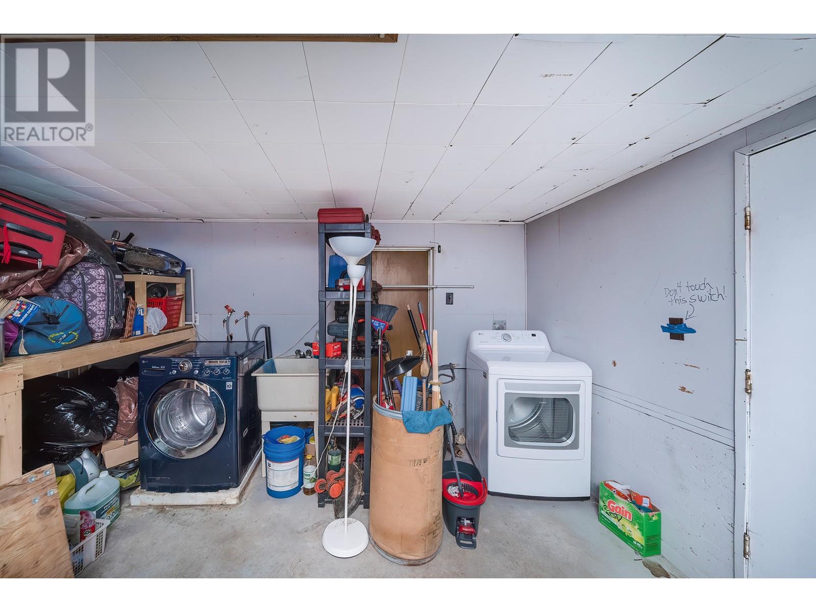 6527 Tyne Street, Vancouver, British Columbia  V5S 3L9 - Photo 36 - R2916089