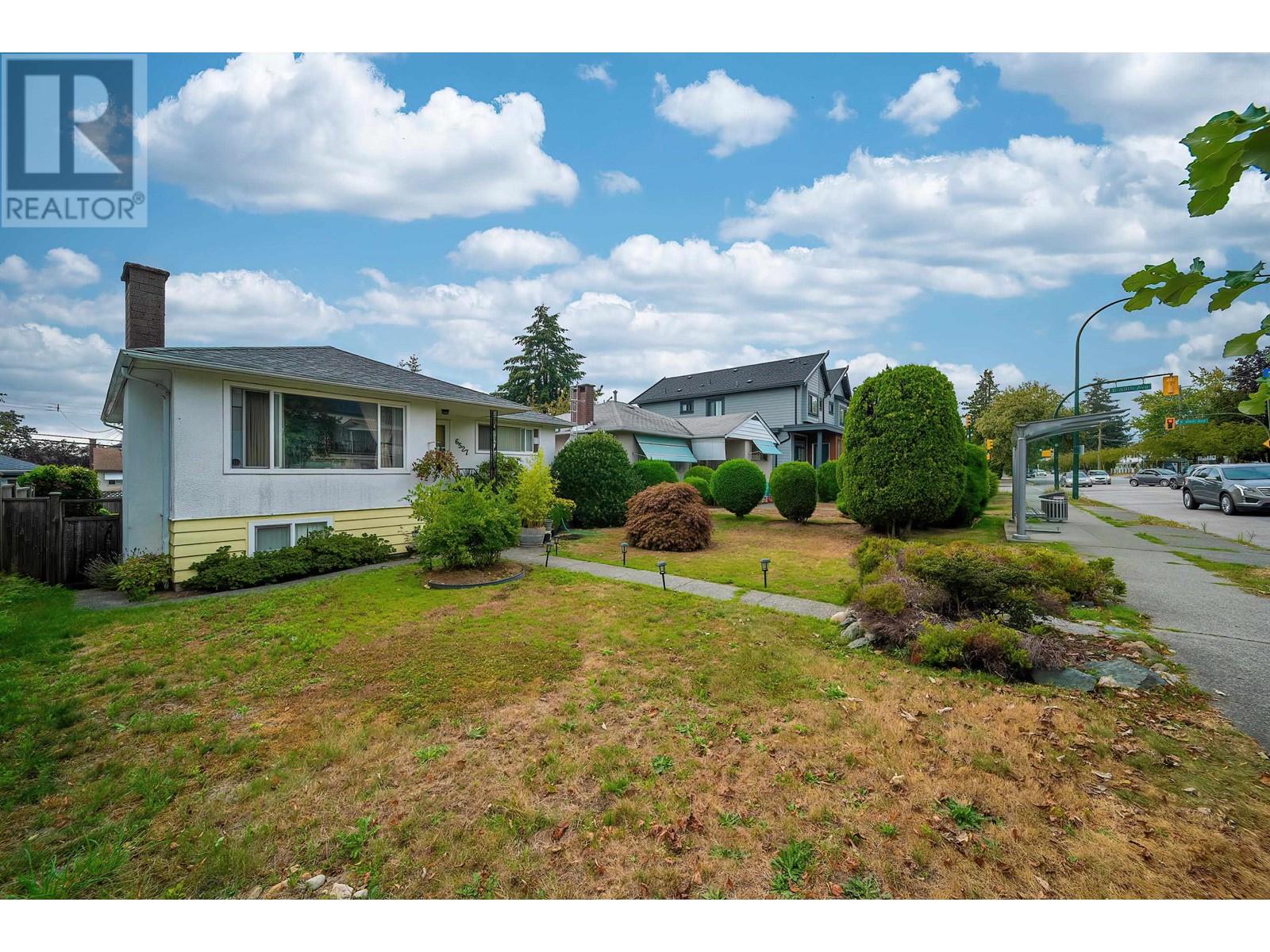 6527 Tyne Street, Vancouver, British Columbia  V5S 3L9 - Photo 4 - R2916089