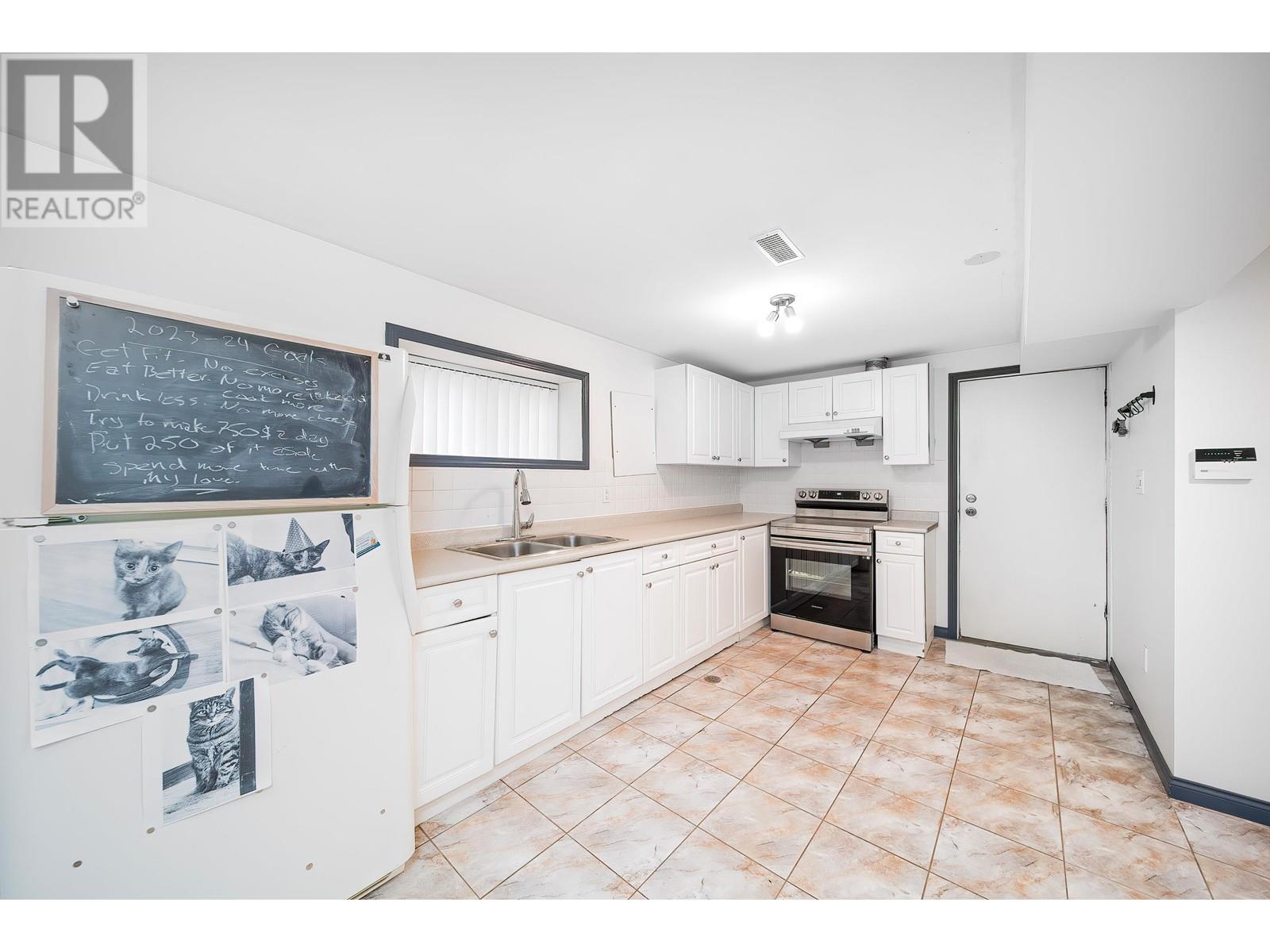6527 Tyne Street, Vancouver, British Columbia  V5S 3L9 - Photo 19 - R2916089