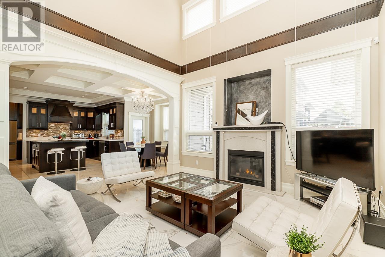 Listing Picture 11 of 40 : 9028 PINEWELL CRESCENT, Richmond / 烈治文 - 魯藝地產 Yvonne Lu Group - MLS Medallion Club Member