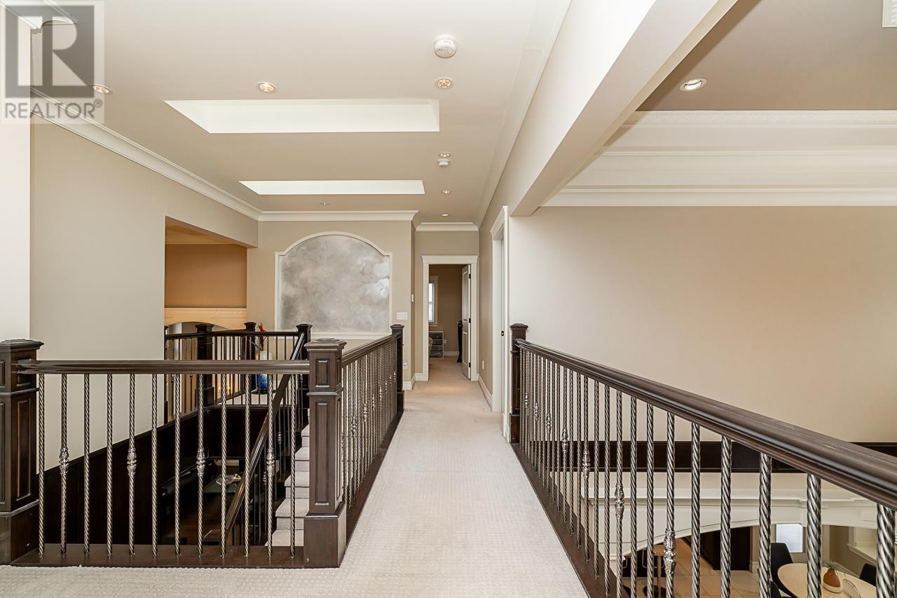 Listing Picture 22 of 40 : 9028 PINEWELL CRESCENT, Richmond / 烈治文 - 魯藝地產 Yvonne Lu Group - MLS Medallion Club Member