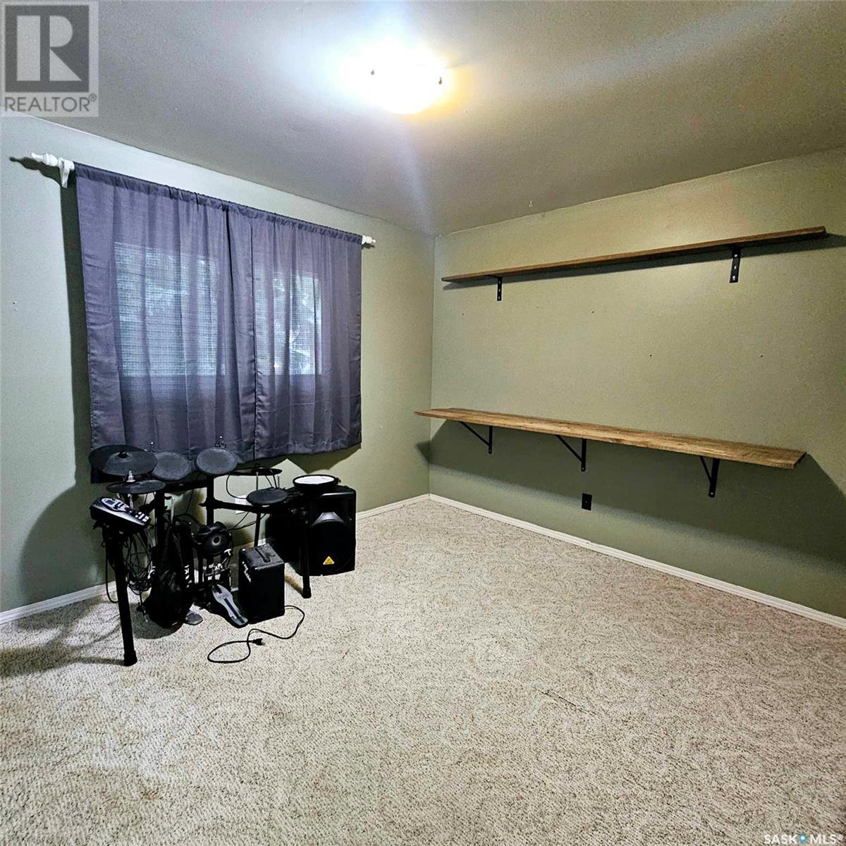 1117 Asquith Drive, Esterhazy, Saskatchewan  S0A 0X0 - Photo 11 - SK982461
