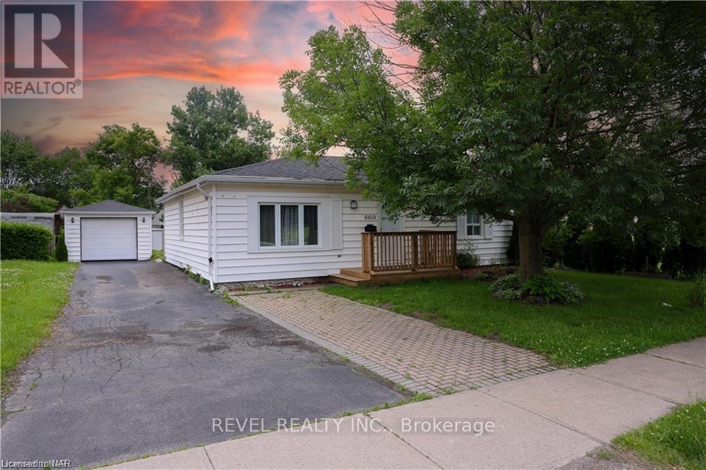 6610 Montrose Road, Niagara Falls, Ontario  L2H 1M4 - Photo 1 - X9298624