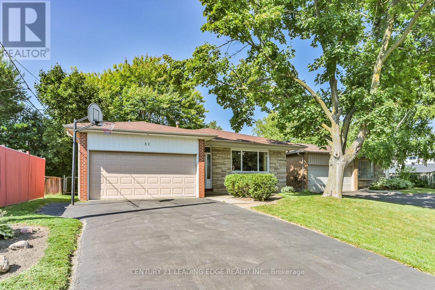 31 FRED VARLEY DRIVE, markham (unionville), Ontario