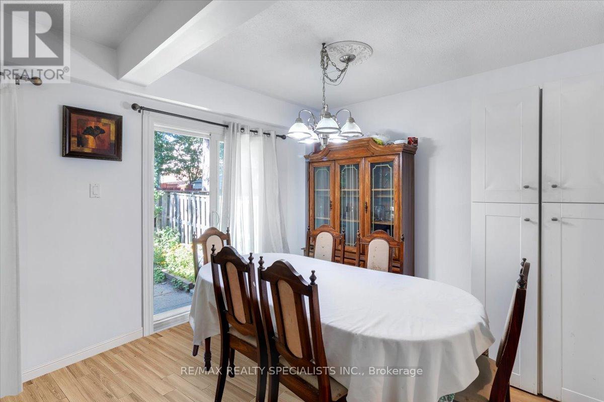 27 - 3025 Cedar Glen Gate, Mississauga (Erindale), Ontario  L5C 2V7 - Photo 11 - W9298679