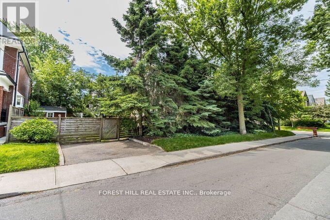 301 Sunnyside Avenue, Toronto (High Park-Swansea), Ontario  M6R 2R1 - Photo 2 - W9298682