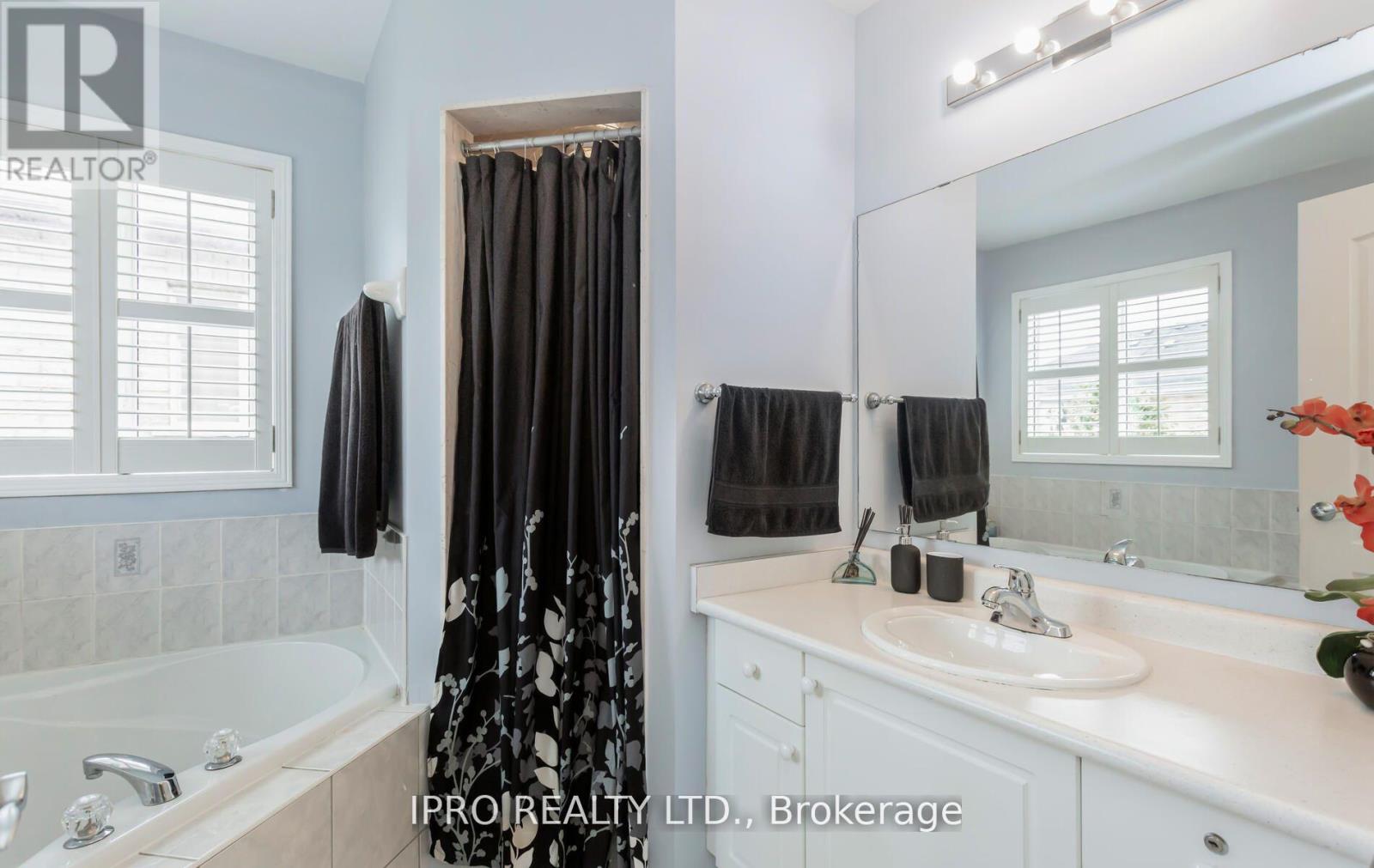 62 Kalahari Road, Brampton (Sandringham-Wellington), Ontario  L6R 2P2 - Photo 23 - W9298782