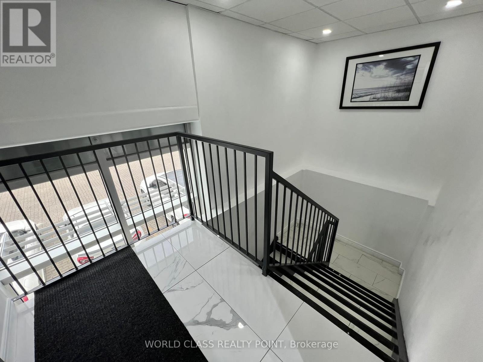 C113 - 55 Lebovic Avenue, Toronto (Clairlea-Birchmount), Ontario  M1L 0H2 - Photo 9 - E9298907
