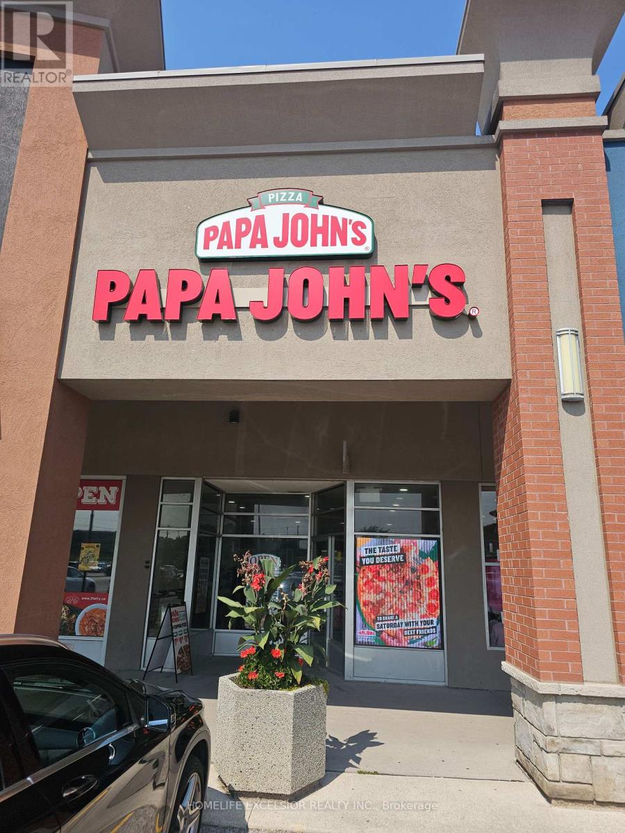 110 - 14800 YONGE STREET N, aurora (aurora highlands), Ontario