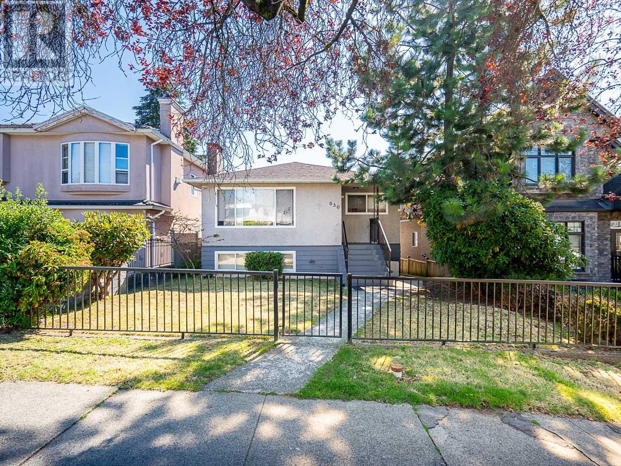 650 E 56th Avenue, Vancouver, British Columbia V5X 1R7 - Photo 1 - R2919549