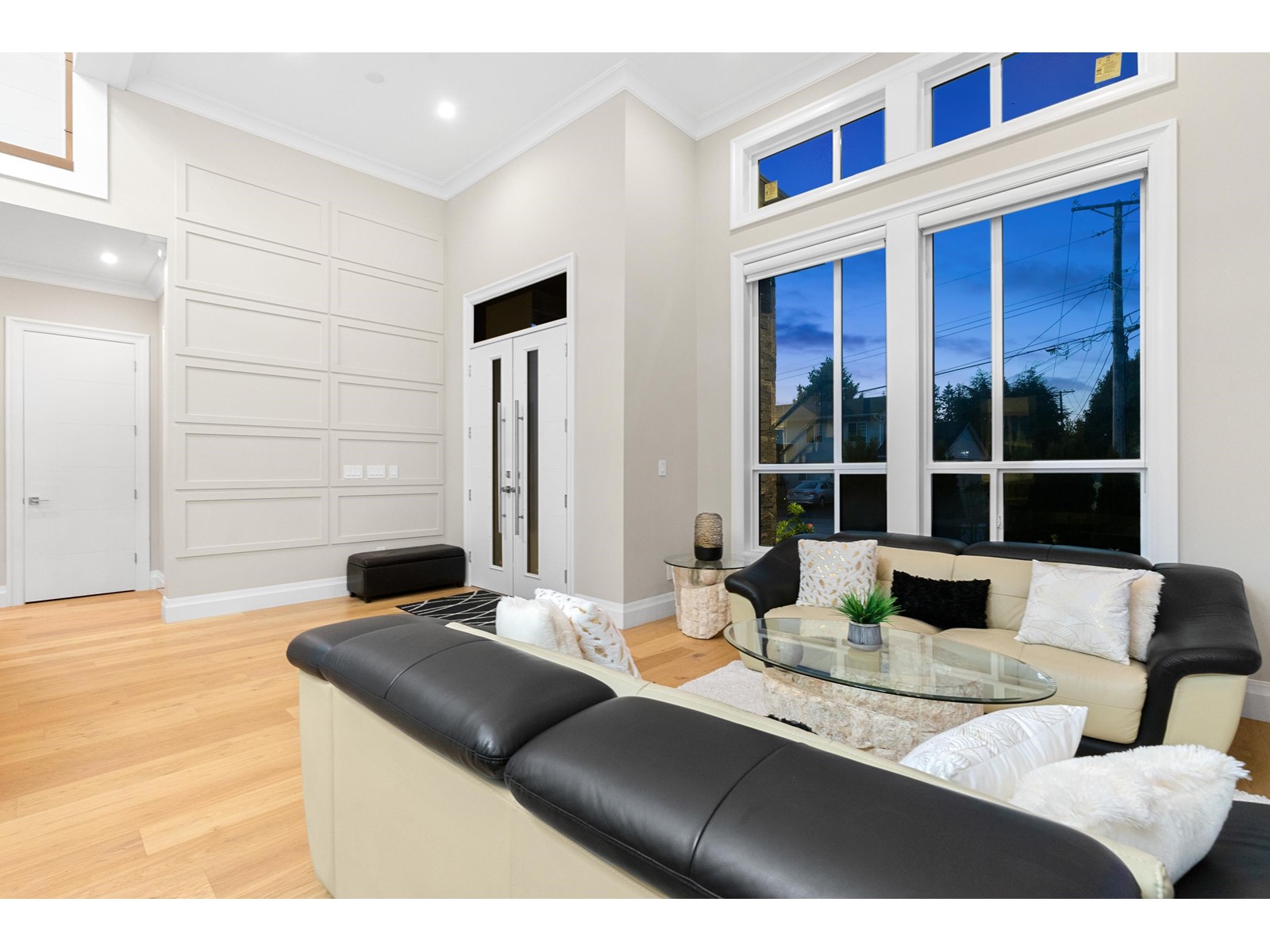 Property at 11586 84B AVENUE image 4