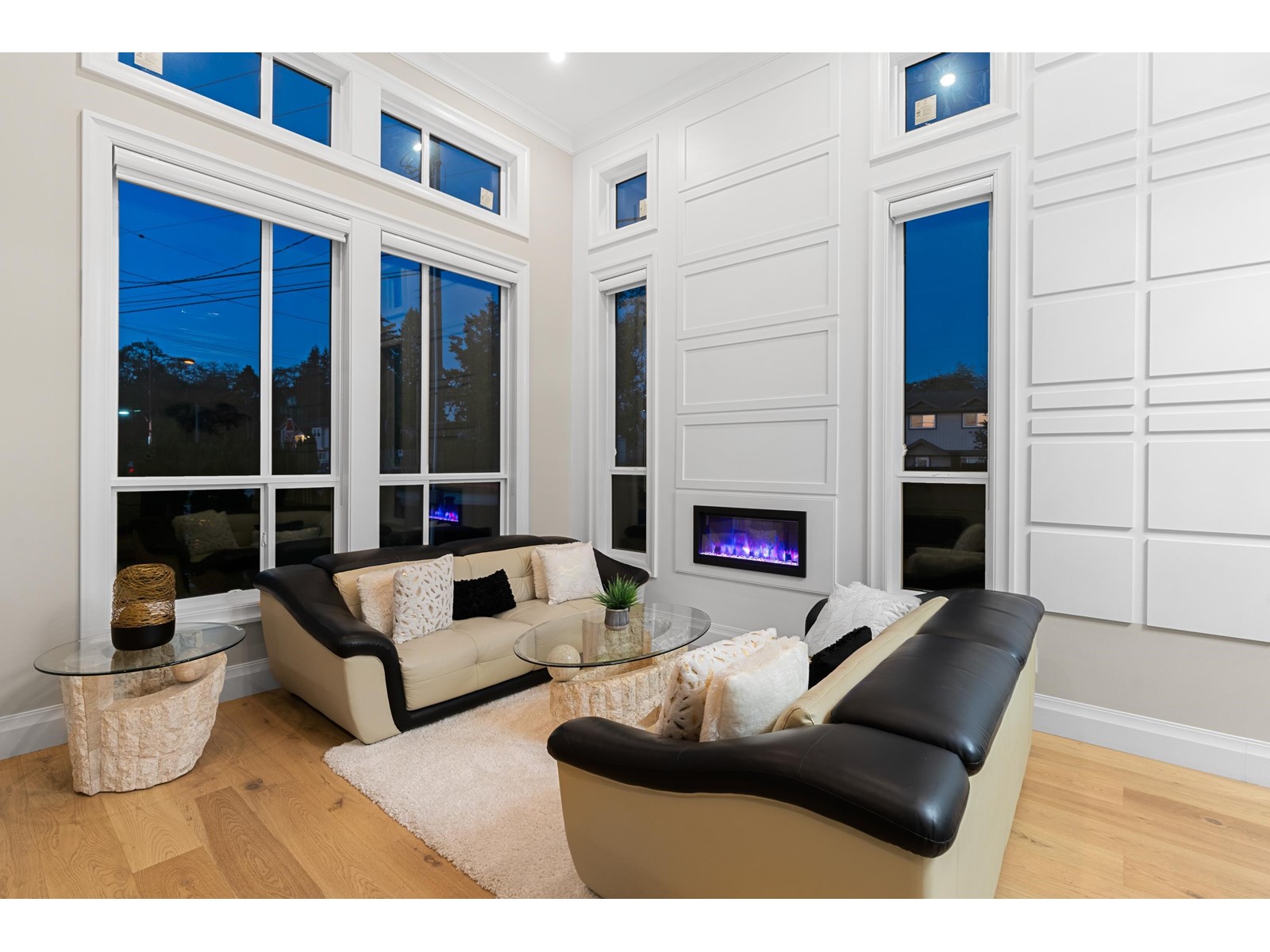 Property at 11586 84B AVENUE image 3