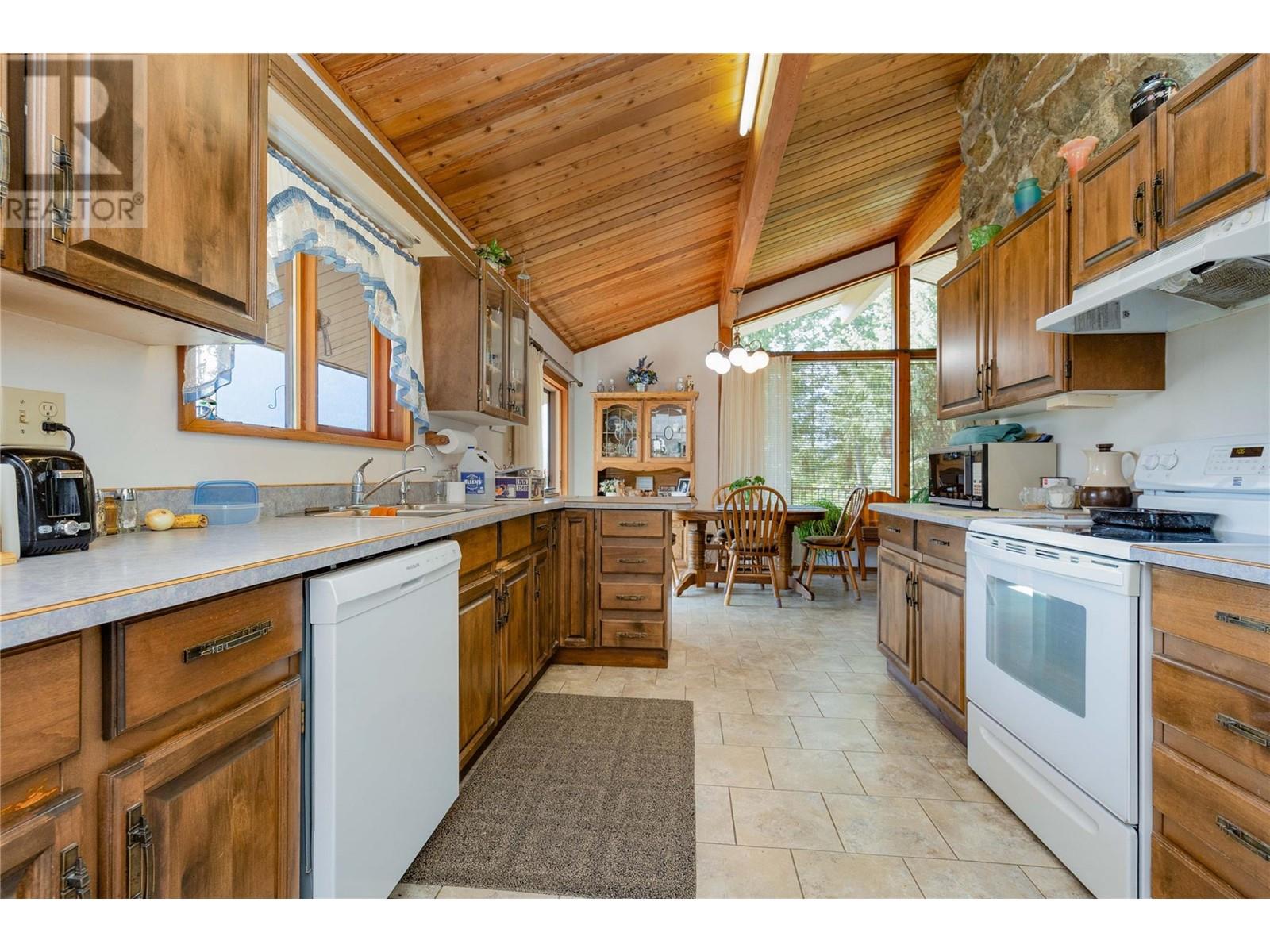 Property at 1195 Kirkpatrick Road image 4