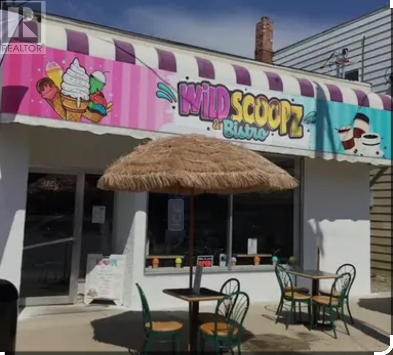 734 SHUSWAP AVE, chase, British Columbia